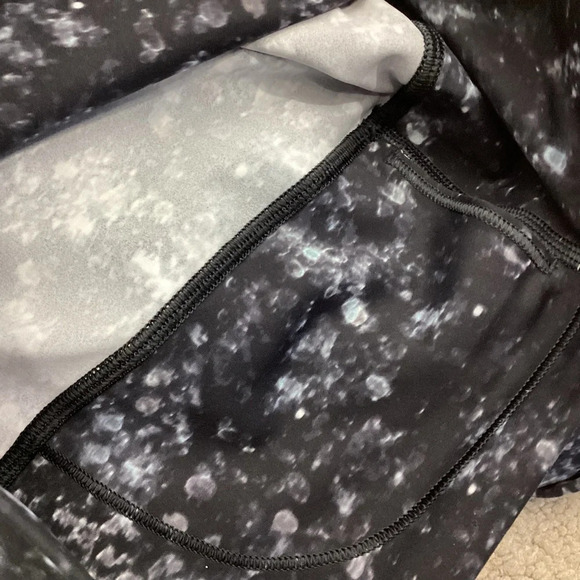 Lululemon Wunder Under High Rise Tight Size 6 - Picture 8 of 11